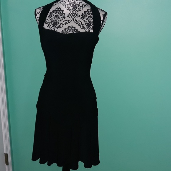 Dresses & Skirts - White House/ Black Market Dress